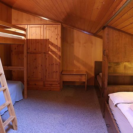 Chesa Dominium Apartment Bergün Екстериор снимка